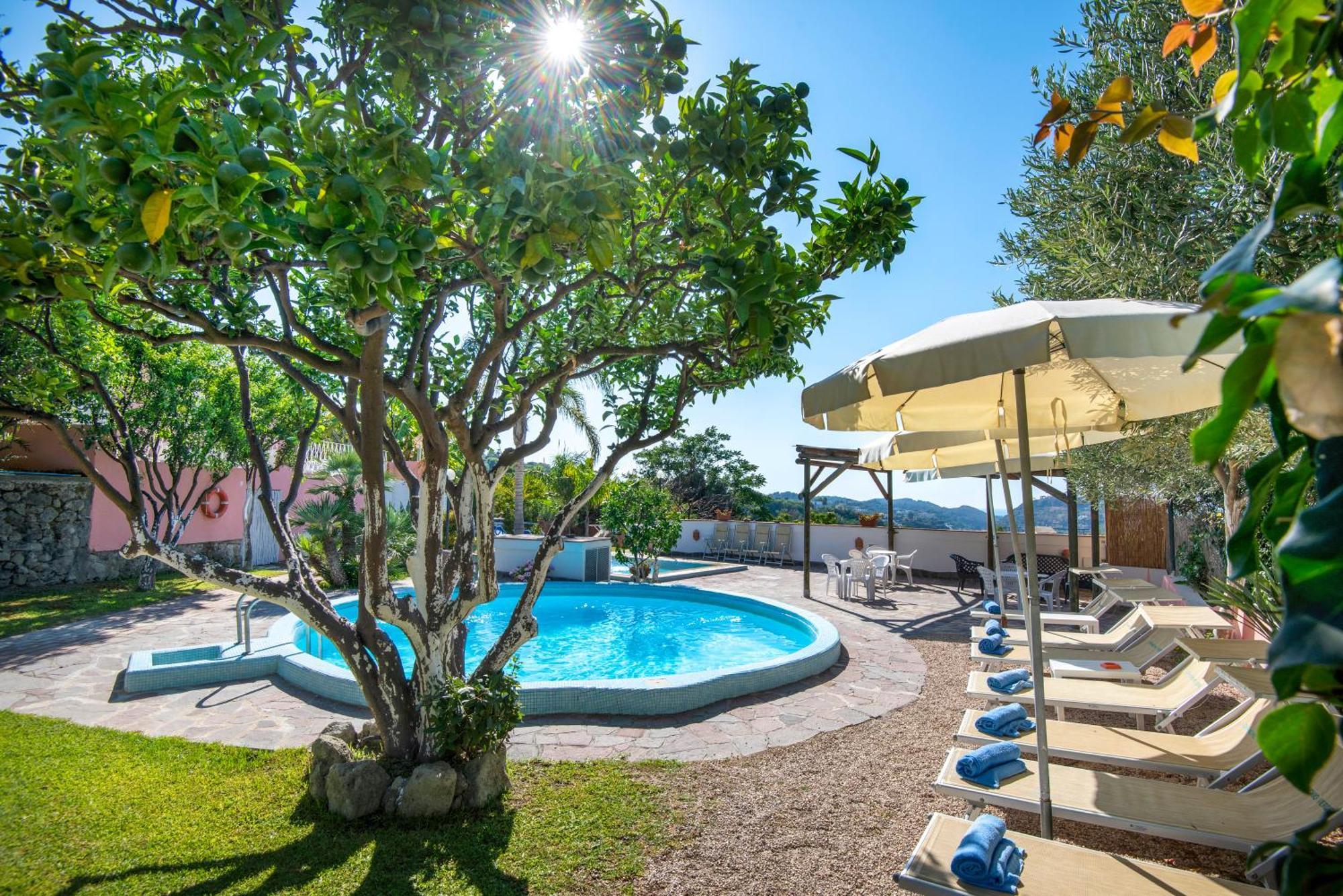 Hotel Bel Tramonto Casamicciola Terme Eksteriør billede