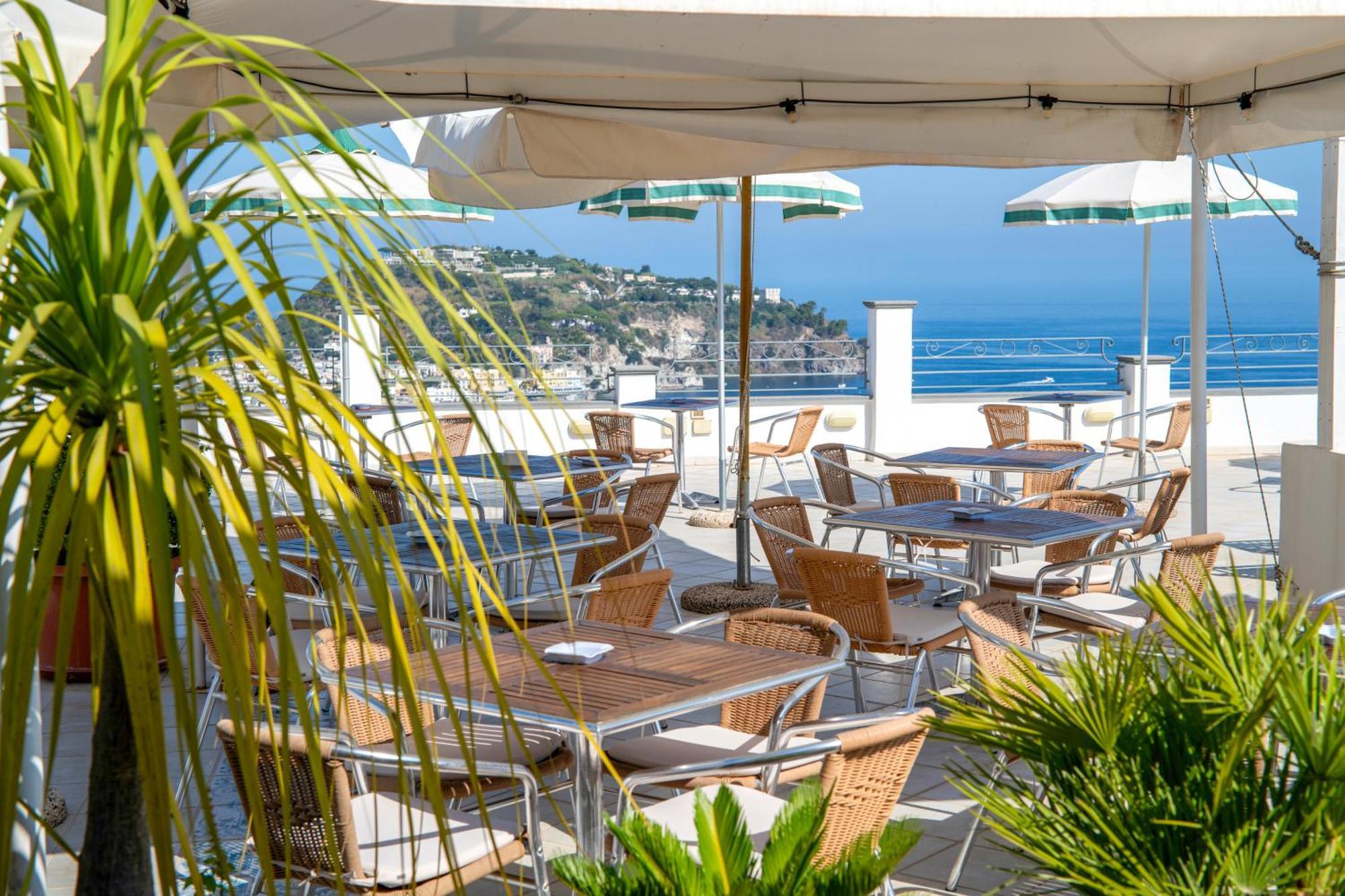 Hotel Bel Tramonto Casamicciola Terme Eksteriør billede
