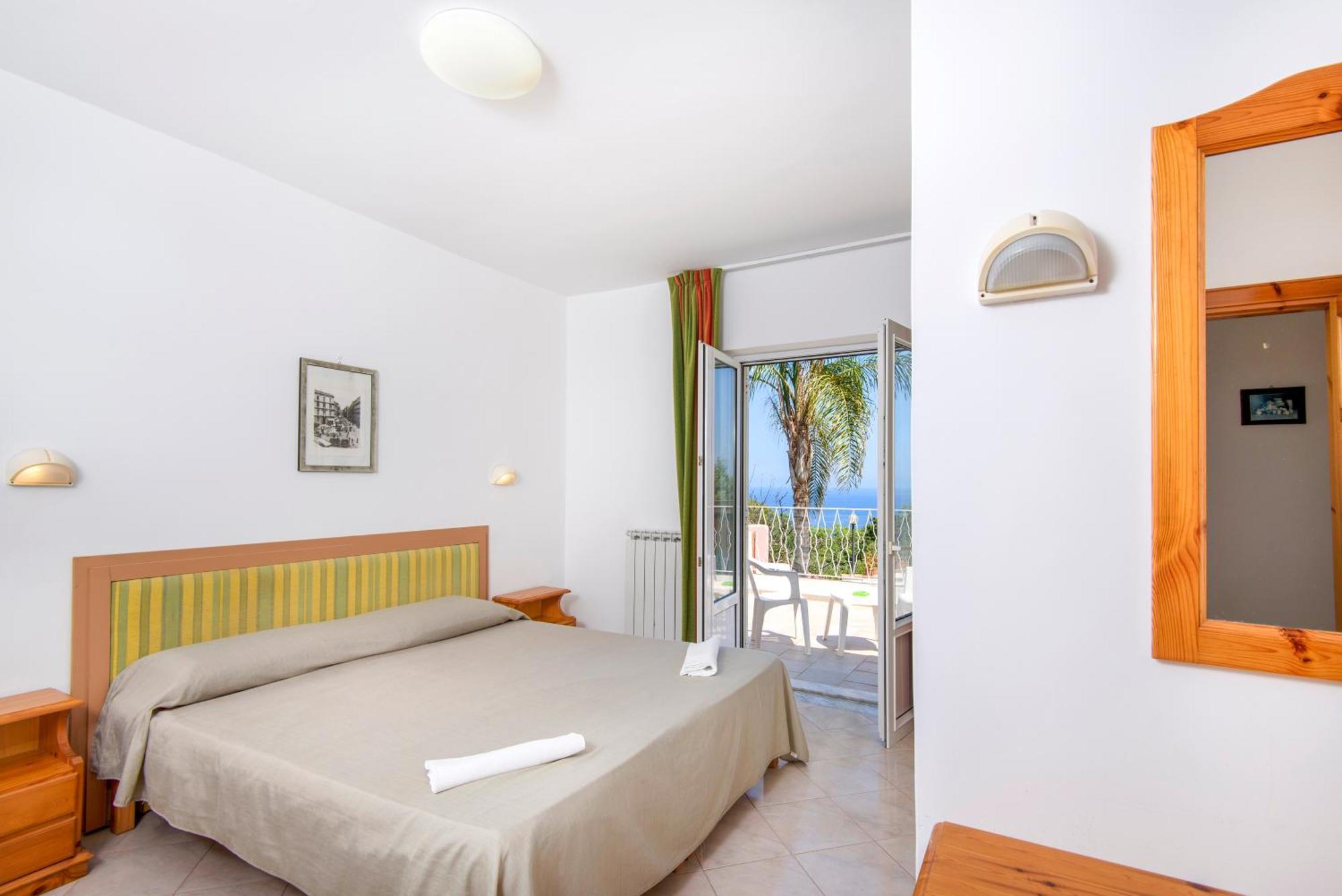 Hotel Bel Tramonto Casamicciola Terme Eksteriør billede